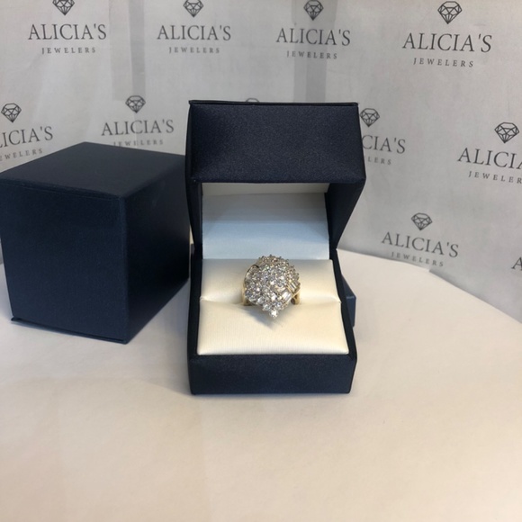 Diamond Cluster Ring - Picture 6 of 12